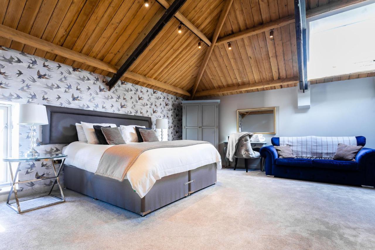Lanelay Hall Hotel & Spa هينسول المظهر الخارجي الصورة The Old Mill Hotel